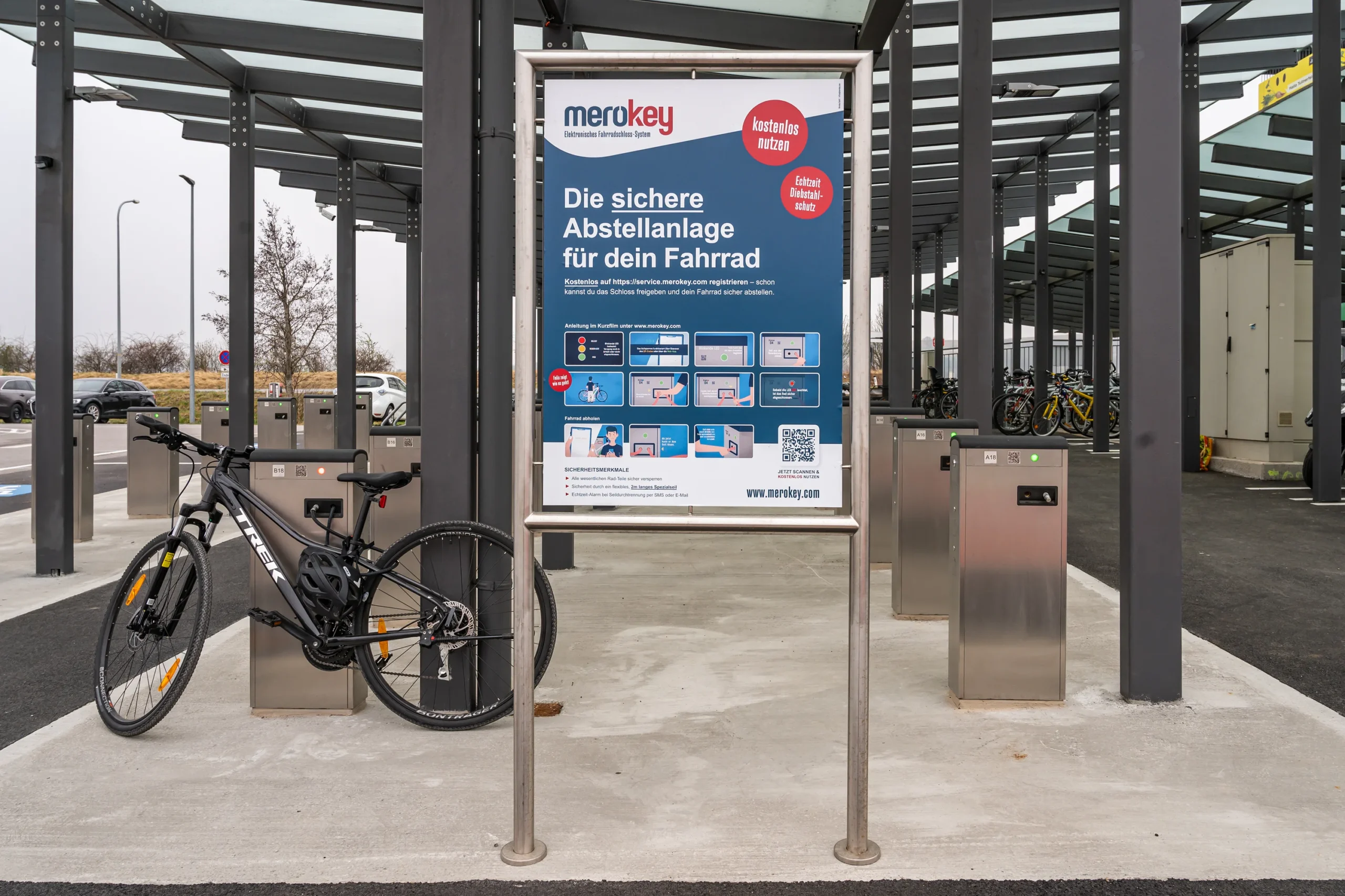 You are currently viewing Neues digitalisiertes Fahrradsperrsystem am Bahnhof Tullnerfeld